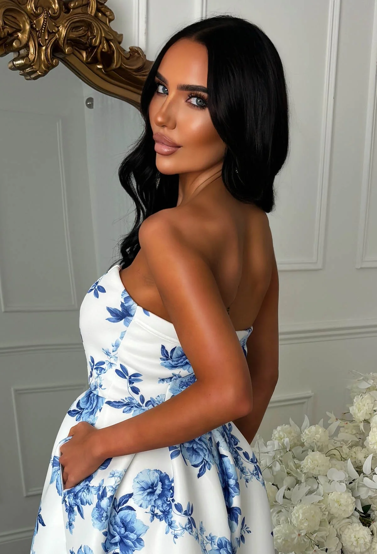 Aura Allure Blue Porcelain Print Bandeau Midi Dress - Image 4