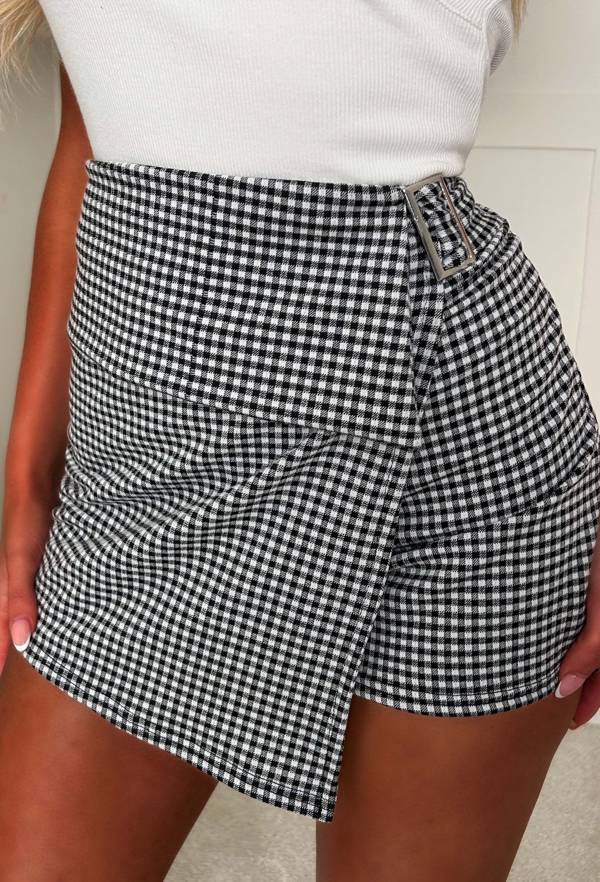 Chic Check Monochrome Gingham Short Sleeve Playsuit - Image 2