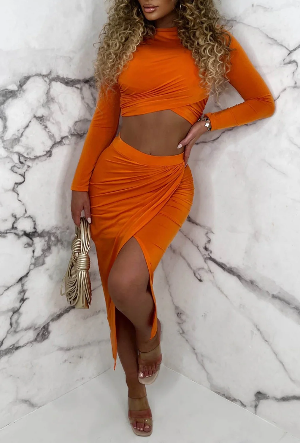 Chic Sleek Coral Stretch Ruched Midi Skirt Co-Ord - Image 3