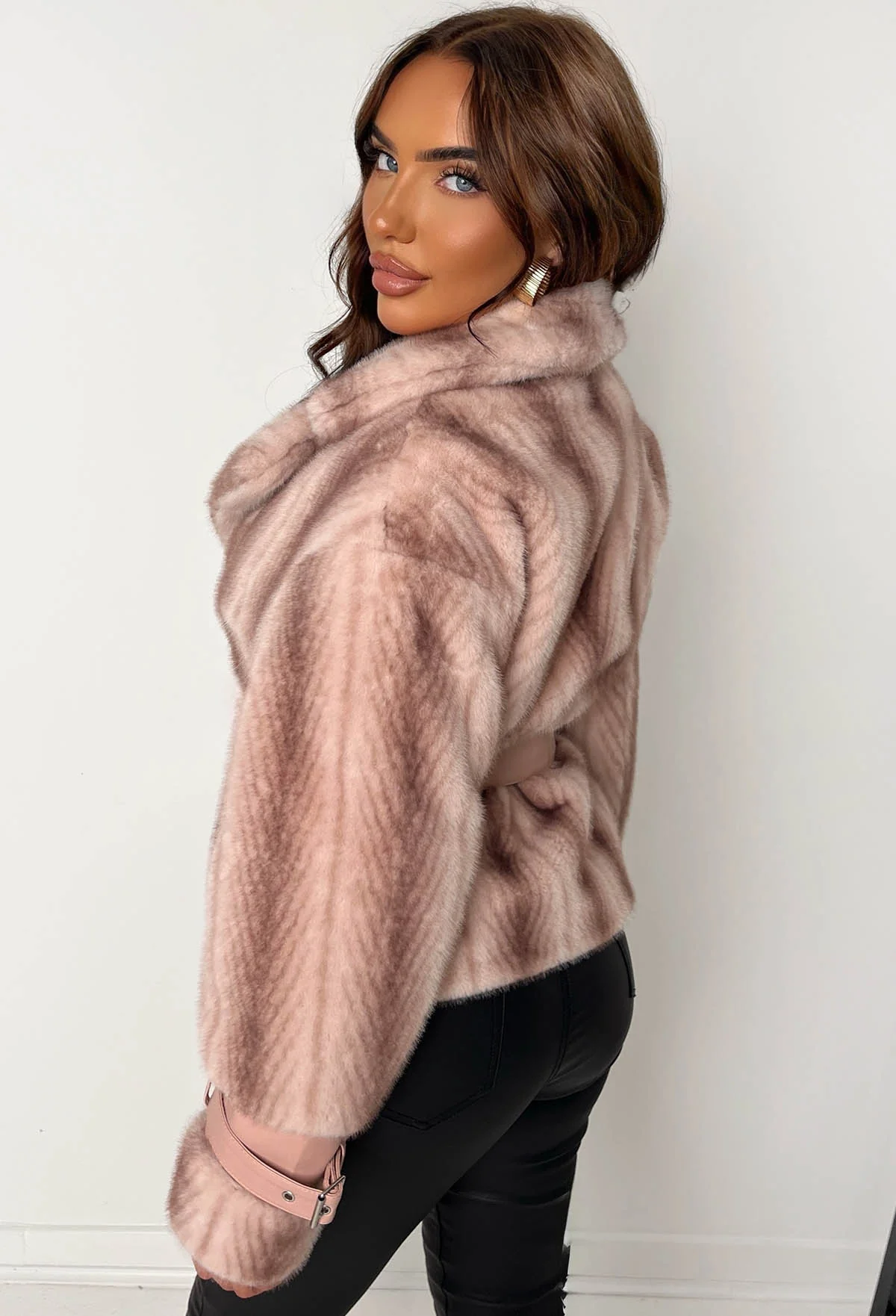 Cosy Crush Pink Faux Fur Belted Coat - Image 3