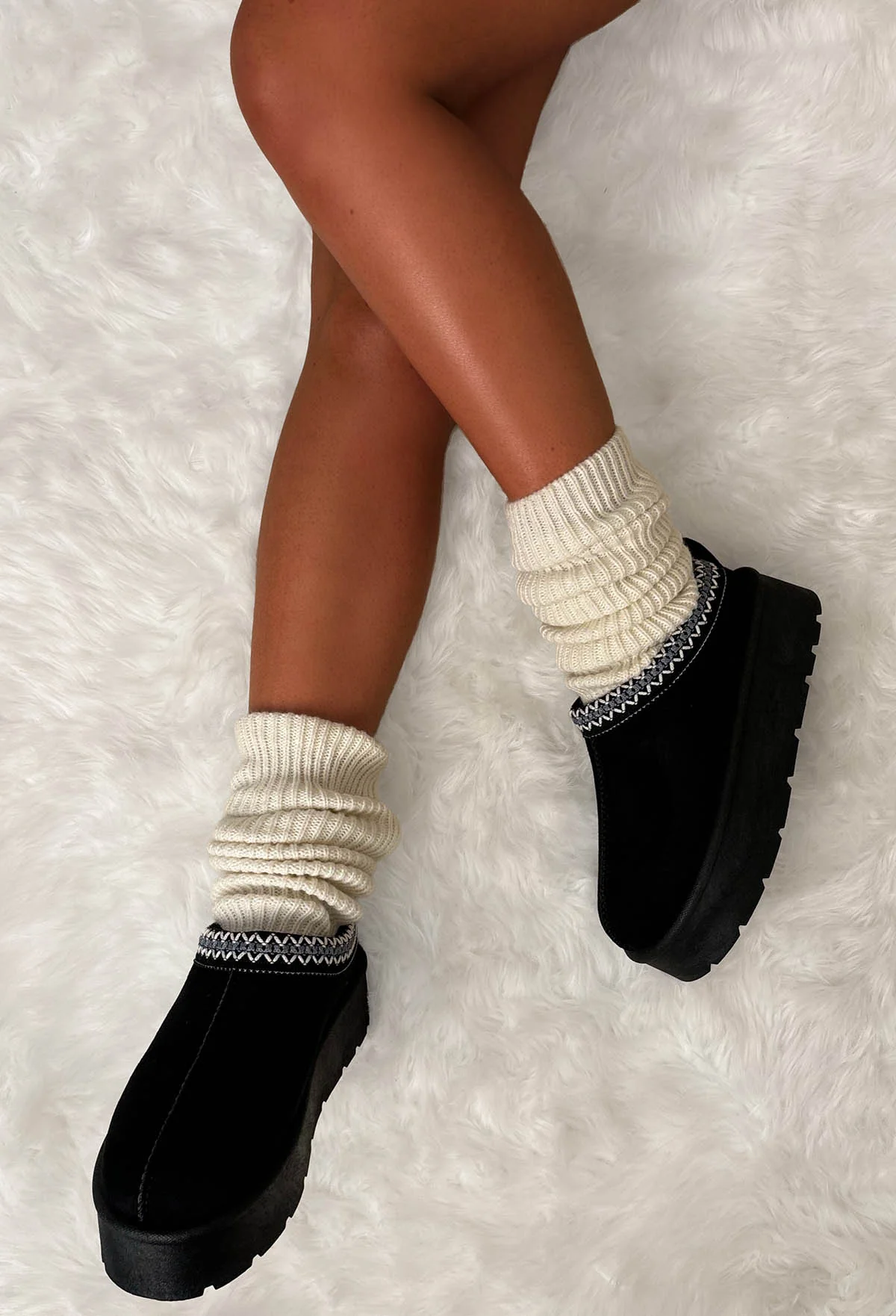 Cosy Luxury Black Aztec Trim Faux Fur Lined Platform Boots - Image 2