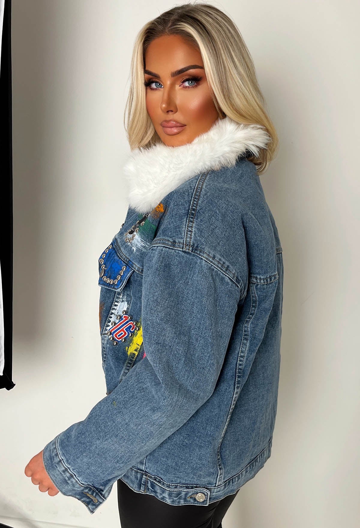 Cosy Up Mid Wash Embellished Denim Jacket Removable Borg Lining - Image 4