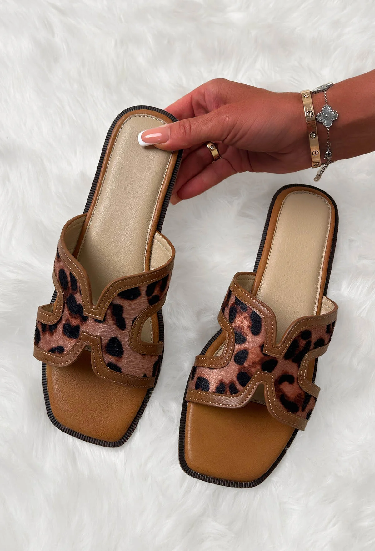 Day Dreamer Brown Leopard Print Sliders - Image 2