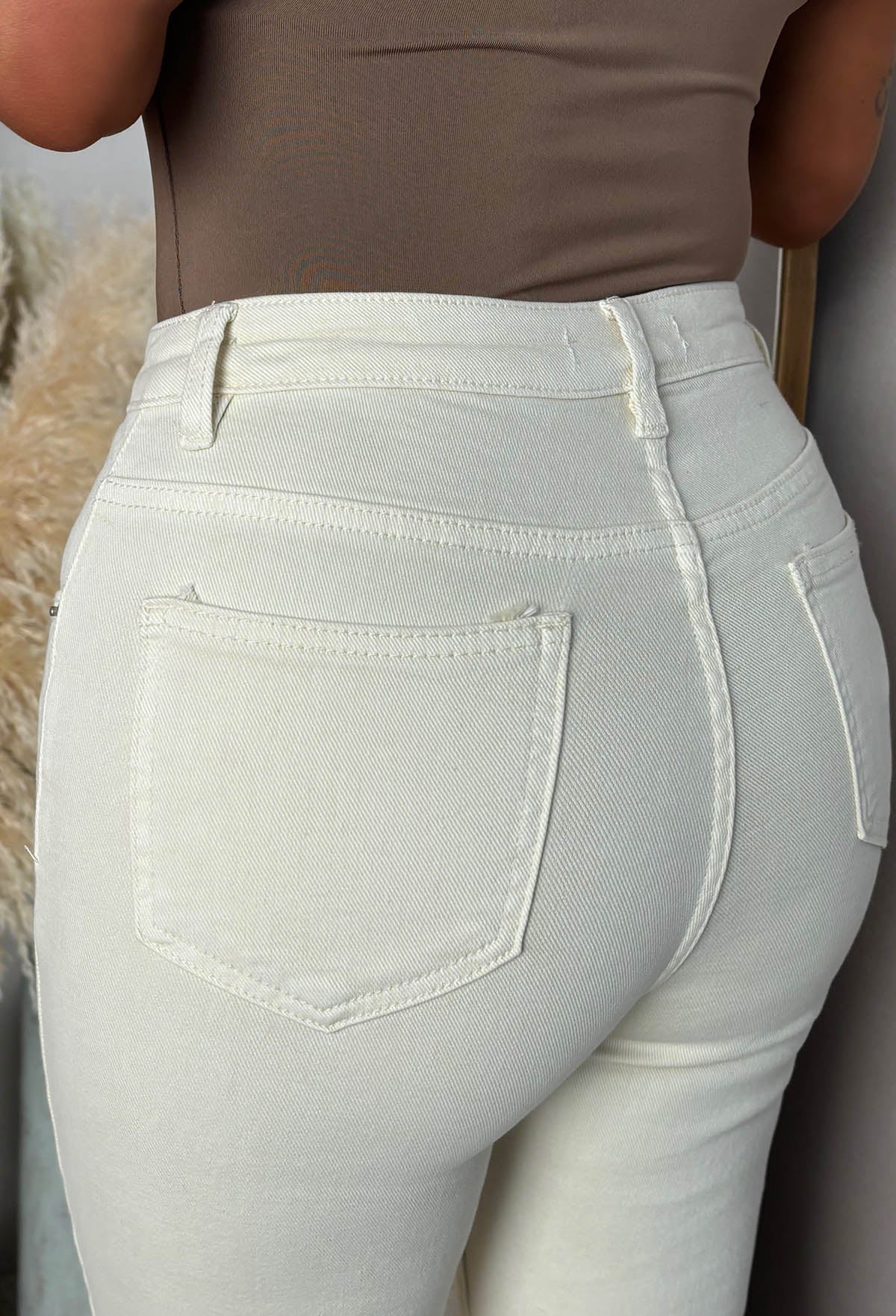 Denim Date Cream Stretch Wide Leg Jeans - Image 2