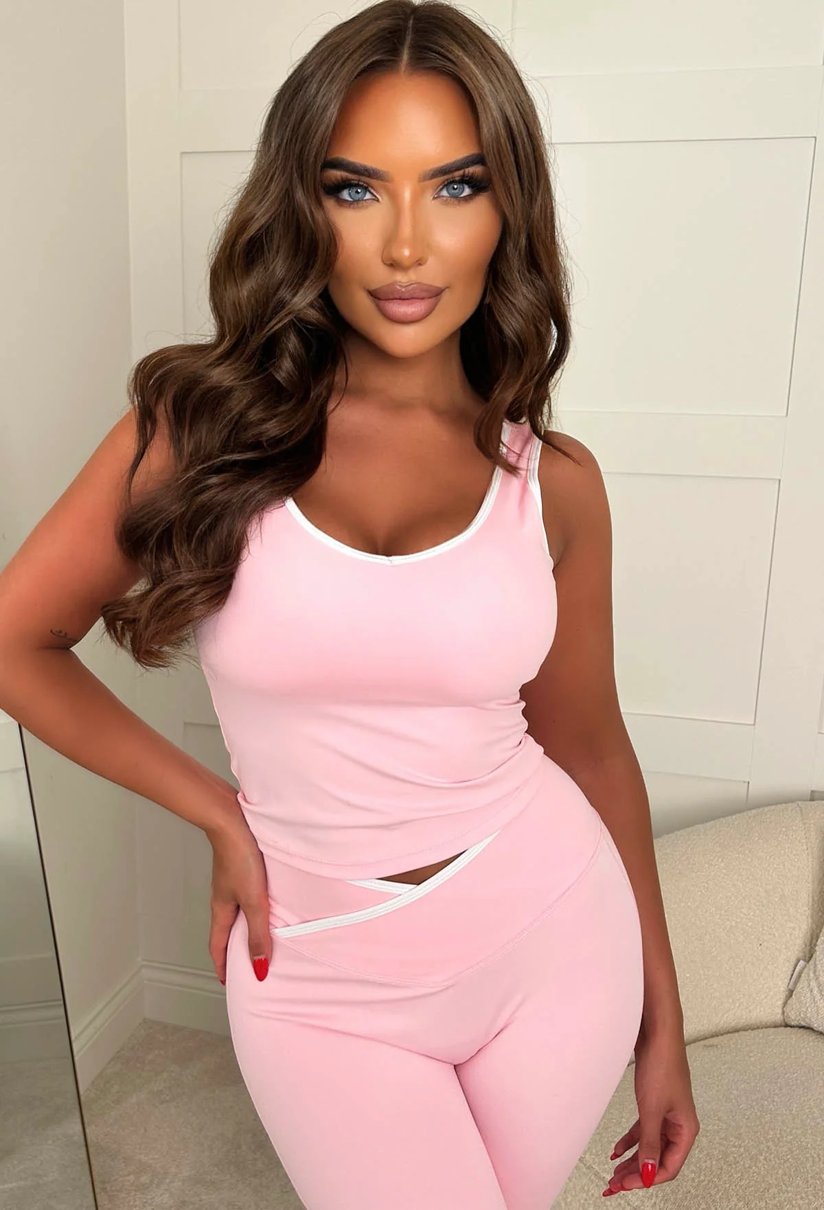 Effortless Cool Pink Contrast Edge Activewear Set - Image 3