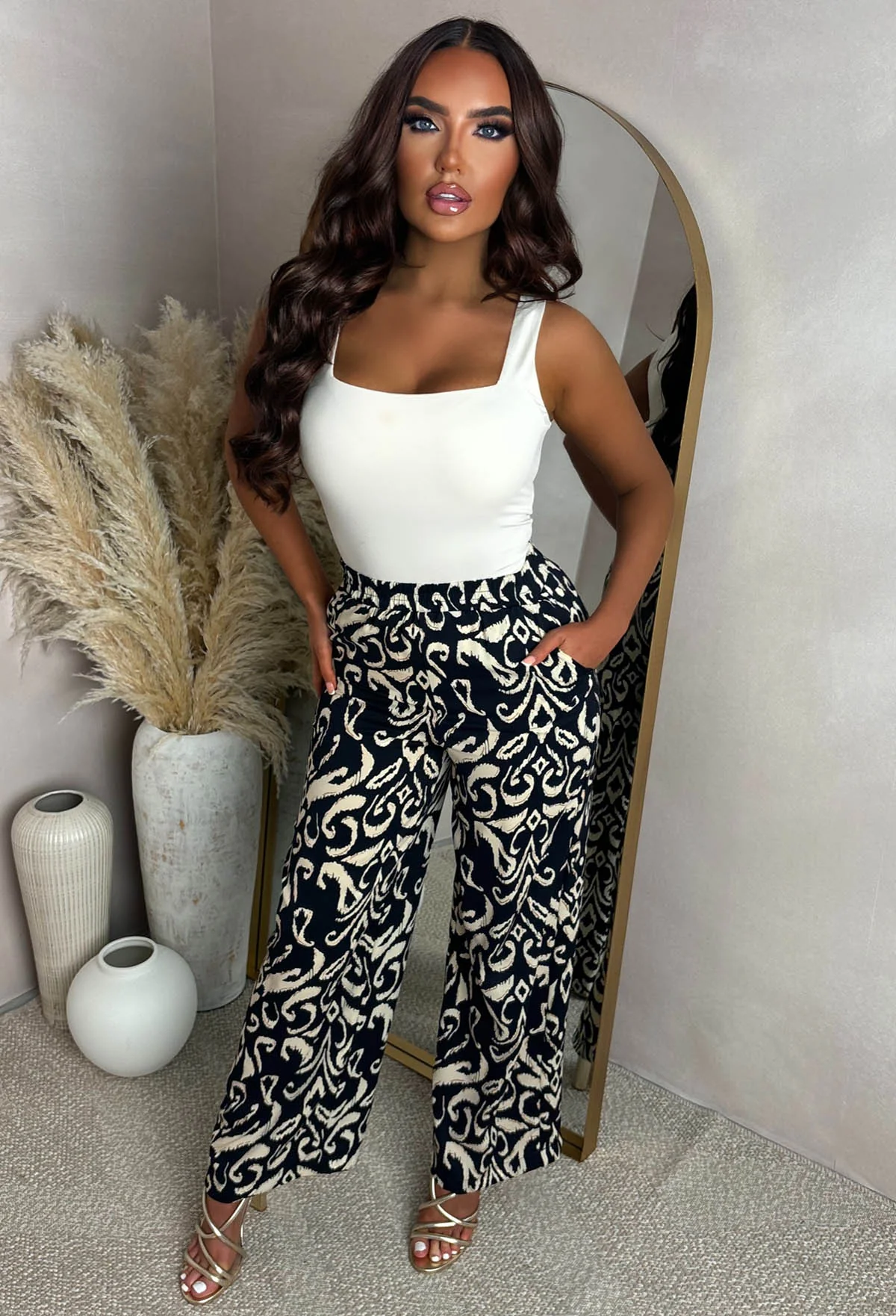Escape Route Navy Printed Wide Leg Elasticated Trousers - Image 3