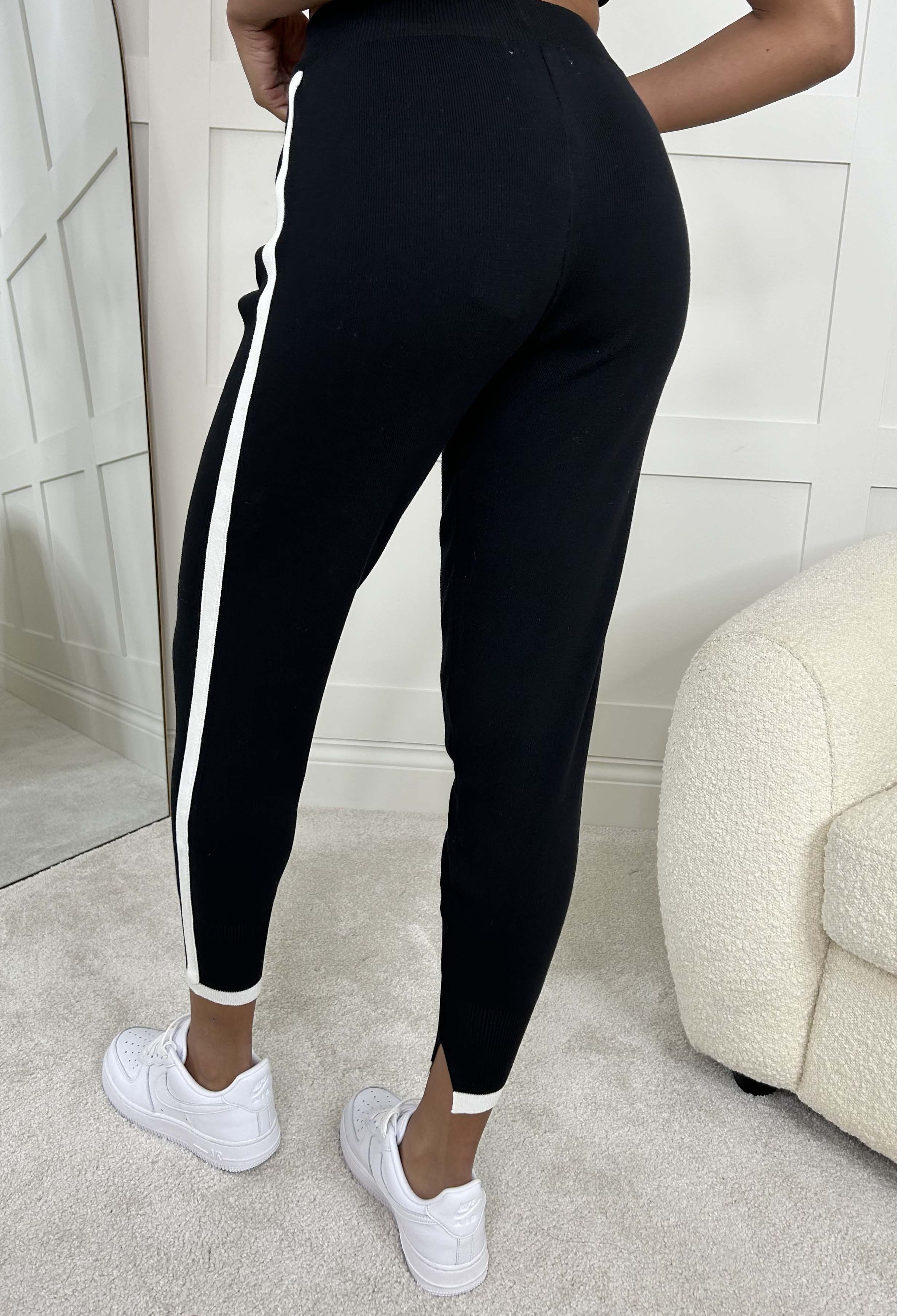 Everyone Around Me Black Side Striped Knitted Loungewear Set - Image 4