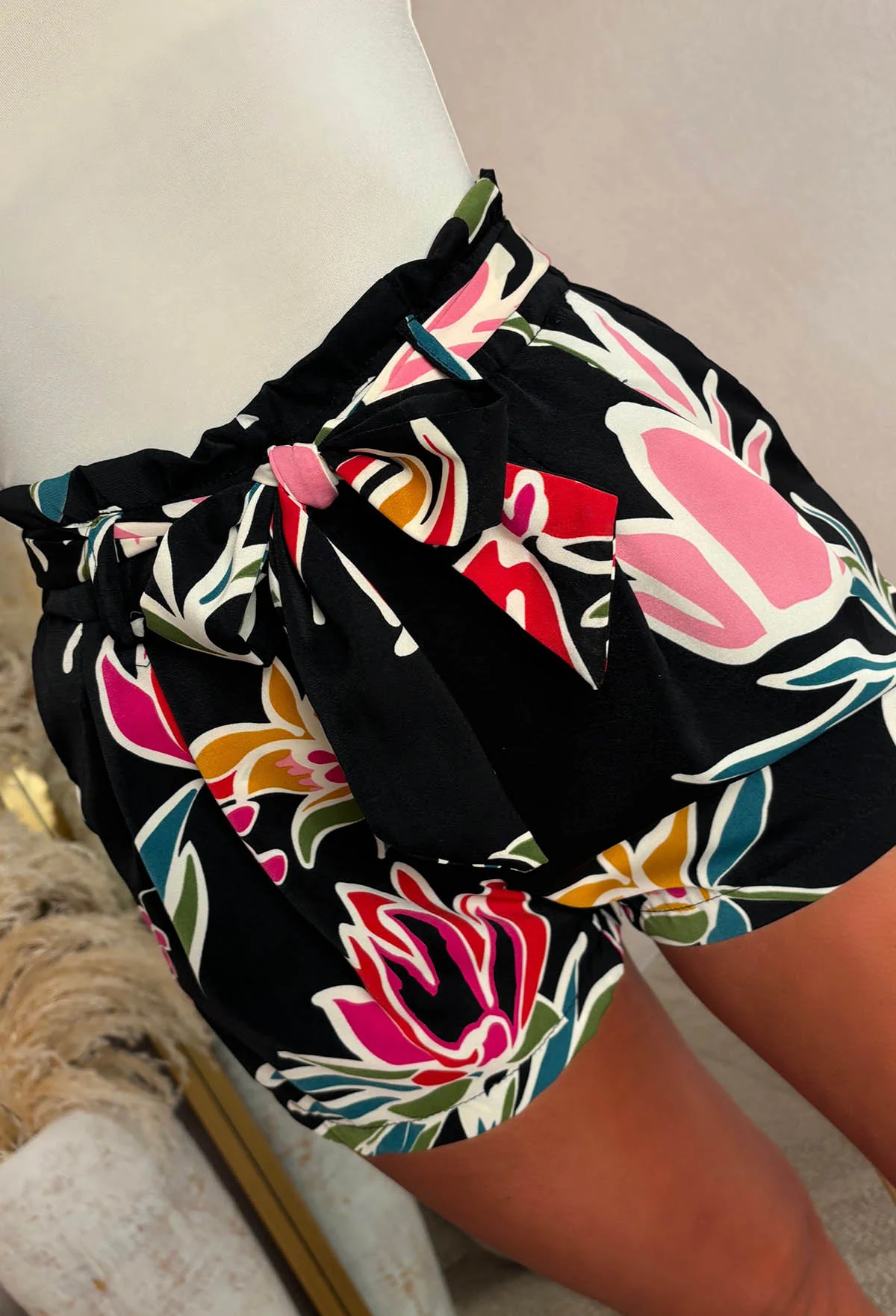 Floral Escape Black Belted Printed Elasticated Shorts - Image 4