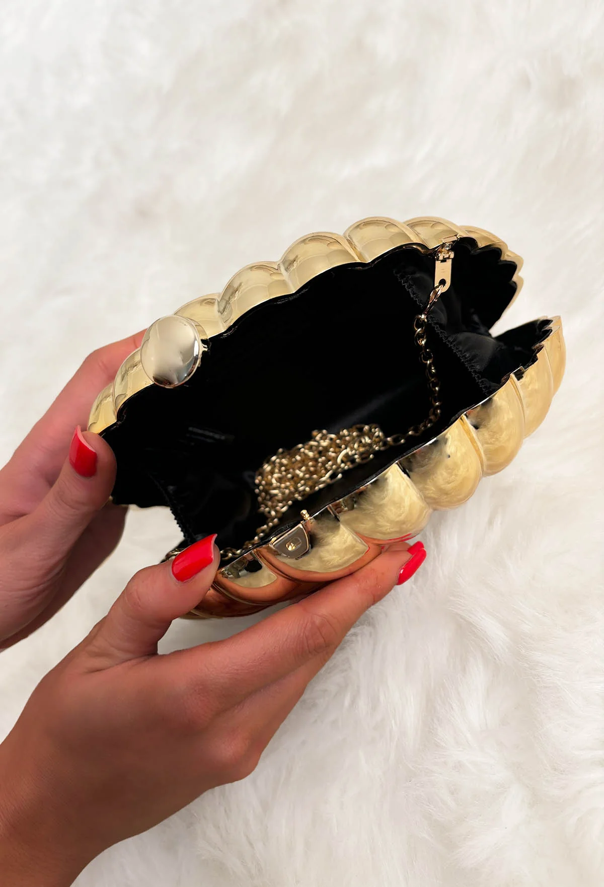 Glowing Sands Gold Hard Shell Bag - Image 3