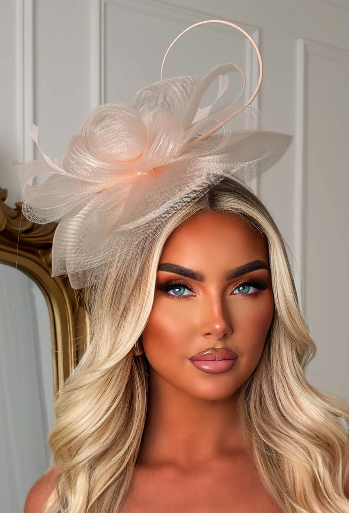 Petal Muse Light Pink Floral Detail Fascinator - Image 2