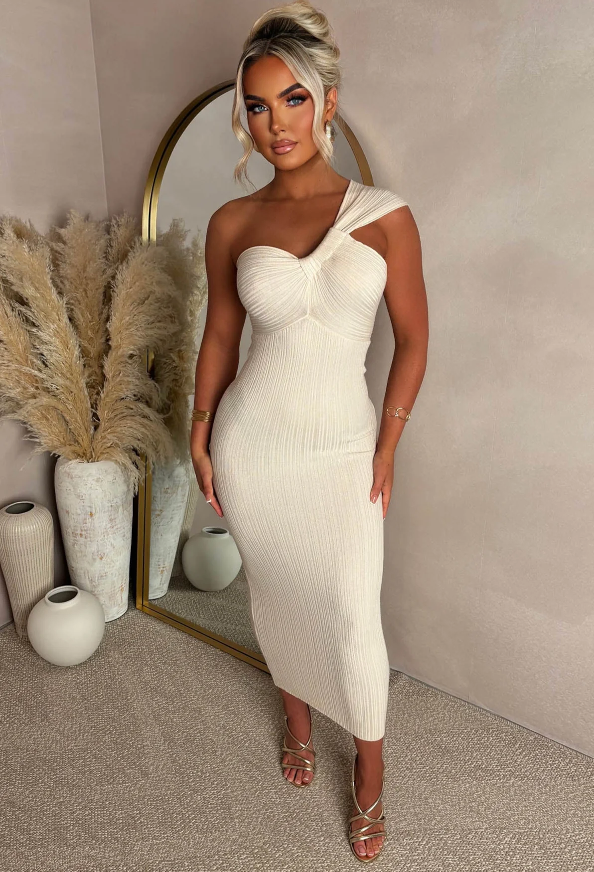 Runaway Heart Cream Knot Detail Knitted Midi Dress - Image 3