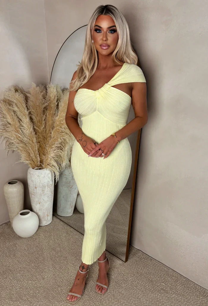 Runaway Heart Lemon Knot Detail Knitted Midi Dress - Image 3