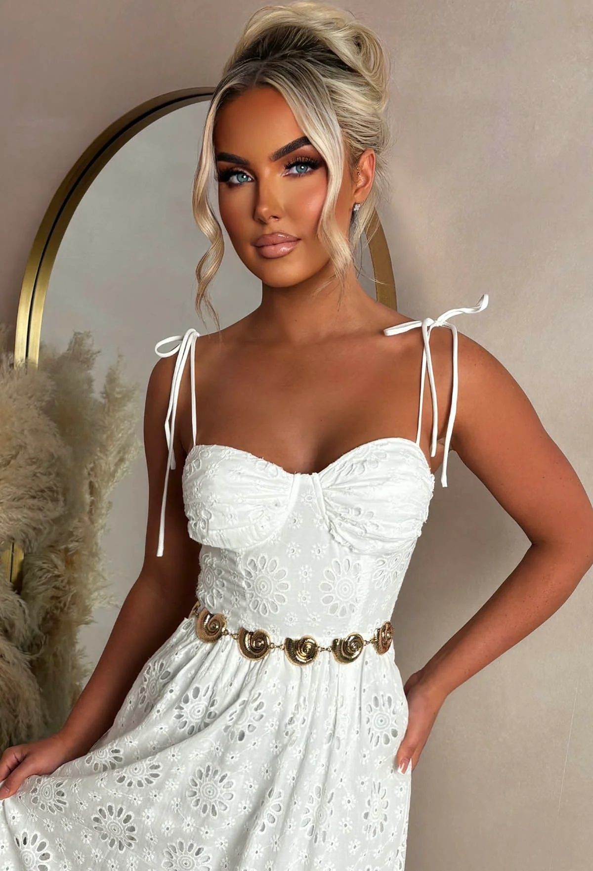 Seaside Siren Gold Shell Chain Belt - Image 2