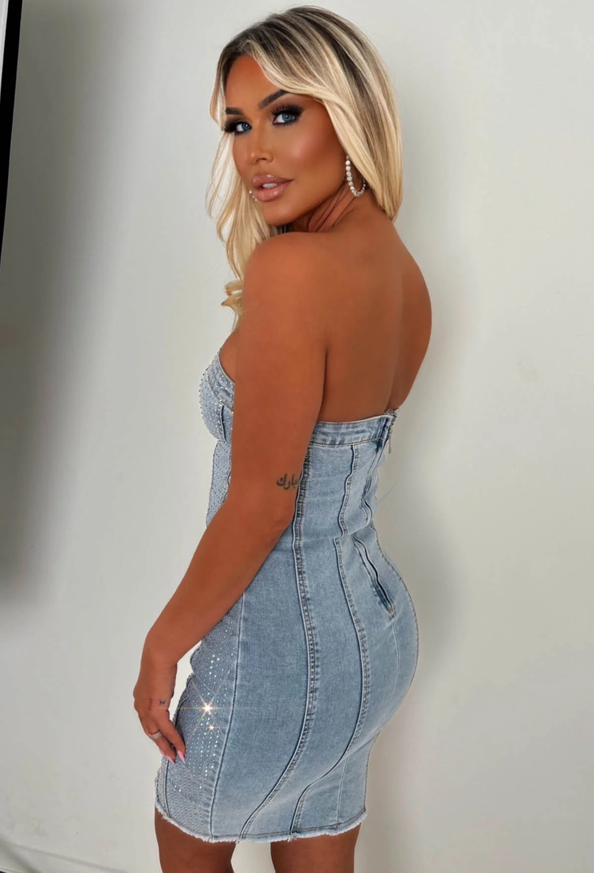 Shine & Chic Mid Wash Stretch Sparkle Bandeau Denim Dress With Frayed Hem - Image 3