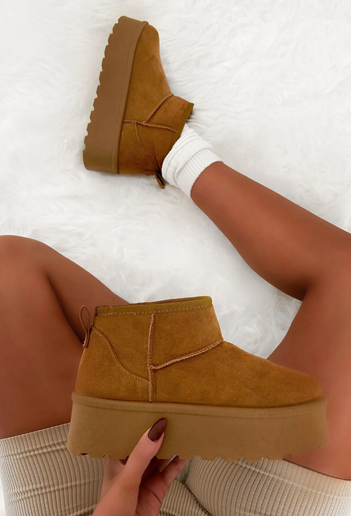 Slay On The Slopes Chestnut Platform Faux Fur Lining Cosy Boot - Image 2