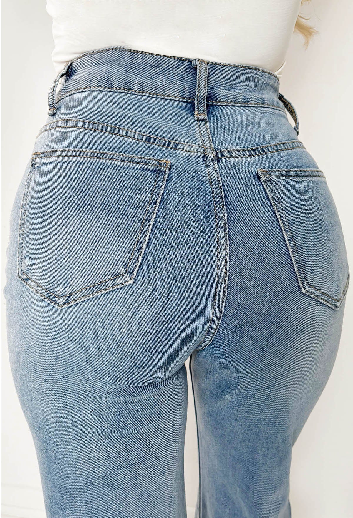 Star Power Mid Wash Embroidered Detail Straight Leg Jeans - Image 4