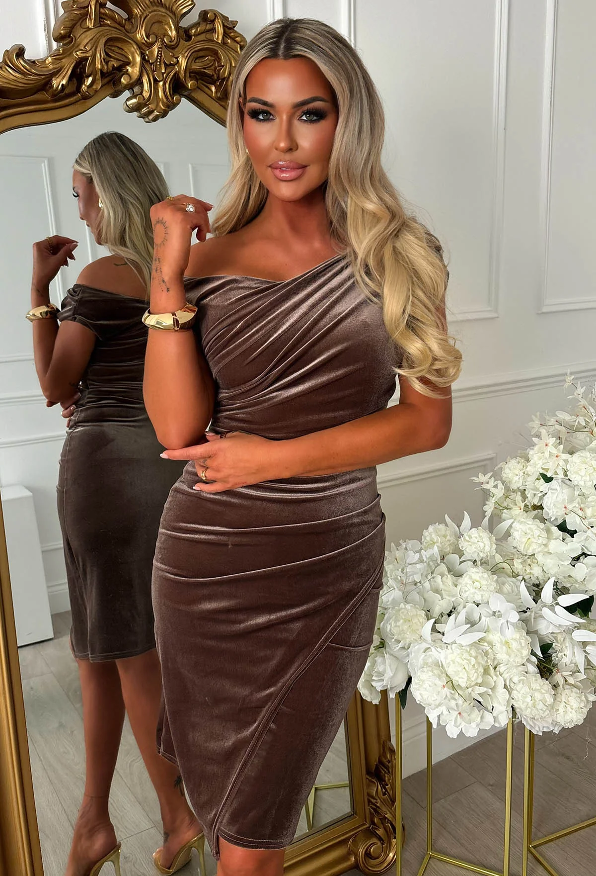 Stunning Sister Taupe Off The Shoulder Ruched Velvet Midi Dress - Image 2
