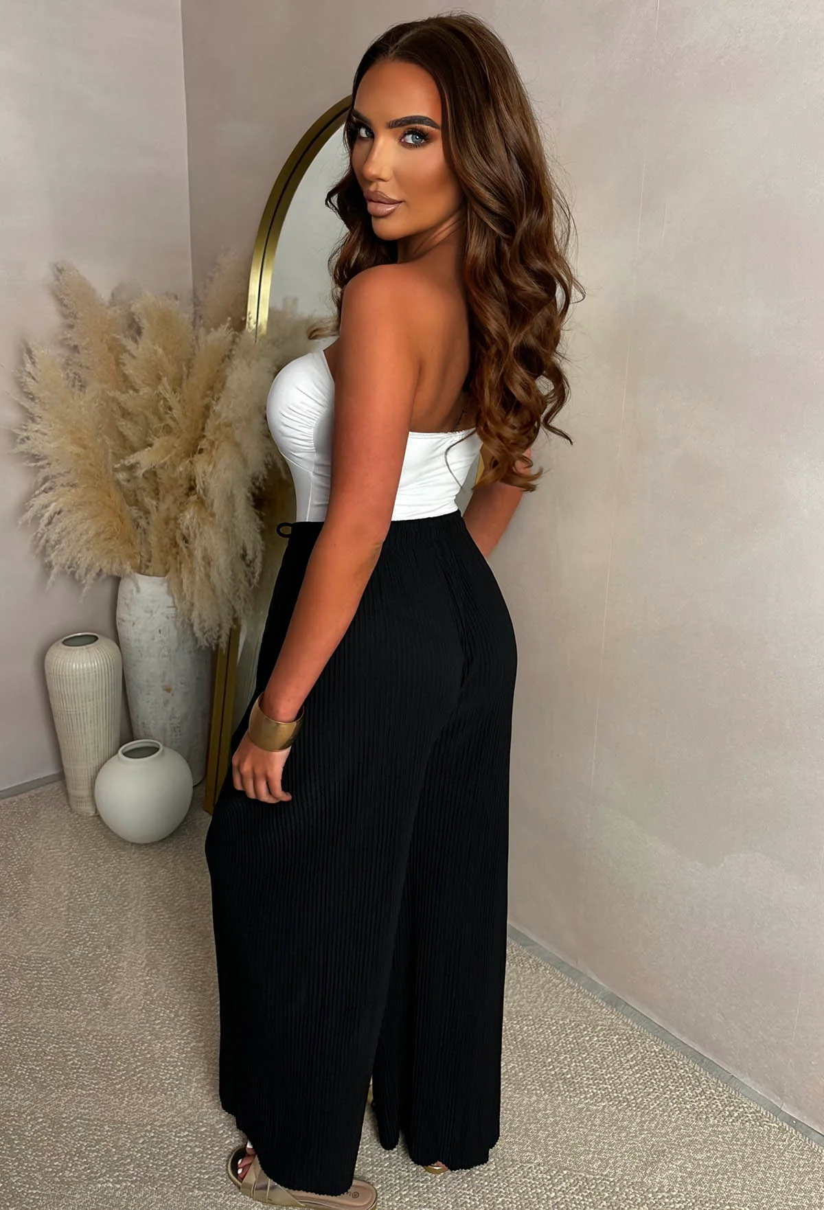 The Good Life Black Pleated High Waist Wide Leg Trousers - Image 3