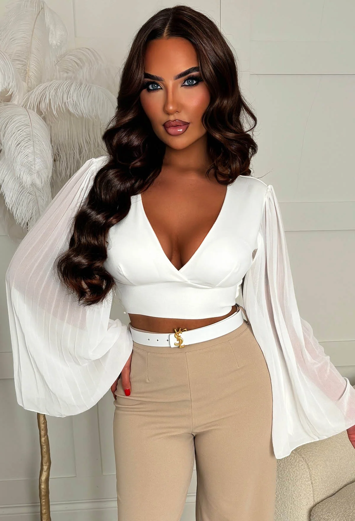 Wink & Whisper White Plisse Flared Sleeve Top - Image 3