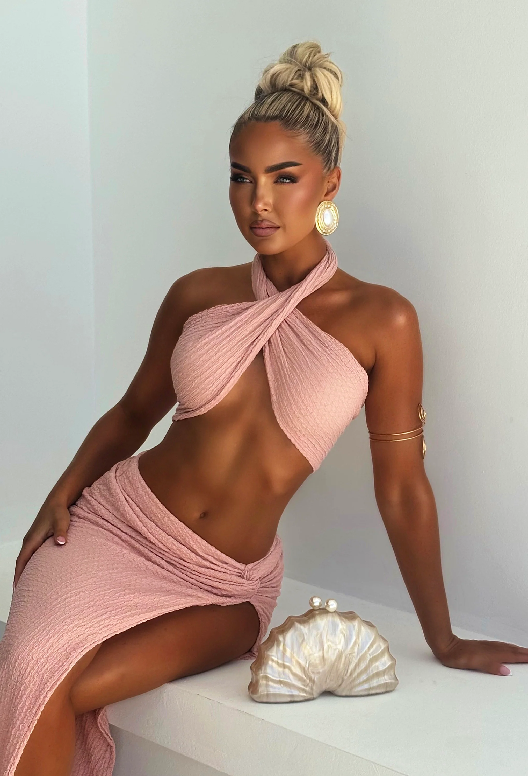 You're My Paradise Dusty Pink Crinkle Detail Halter Co-ord Set - Image 3